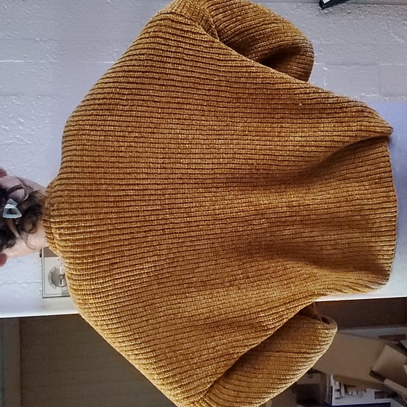 Chenille Yellow Cardigan - Picture 3 of 8